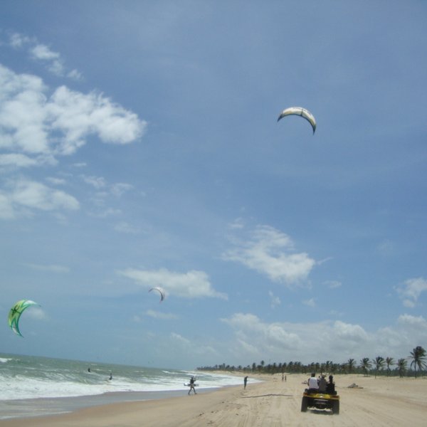 kitesurfen cumbuco strand brazilie