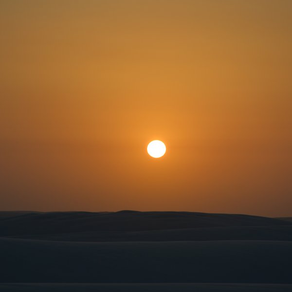 zonsondergang Lencois Maranhenses Brazilie